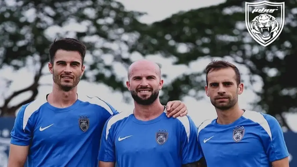 AFC không phạt CLB Malaysia vụ dùng cầu thủ nhập tịch