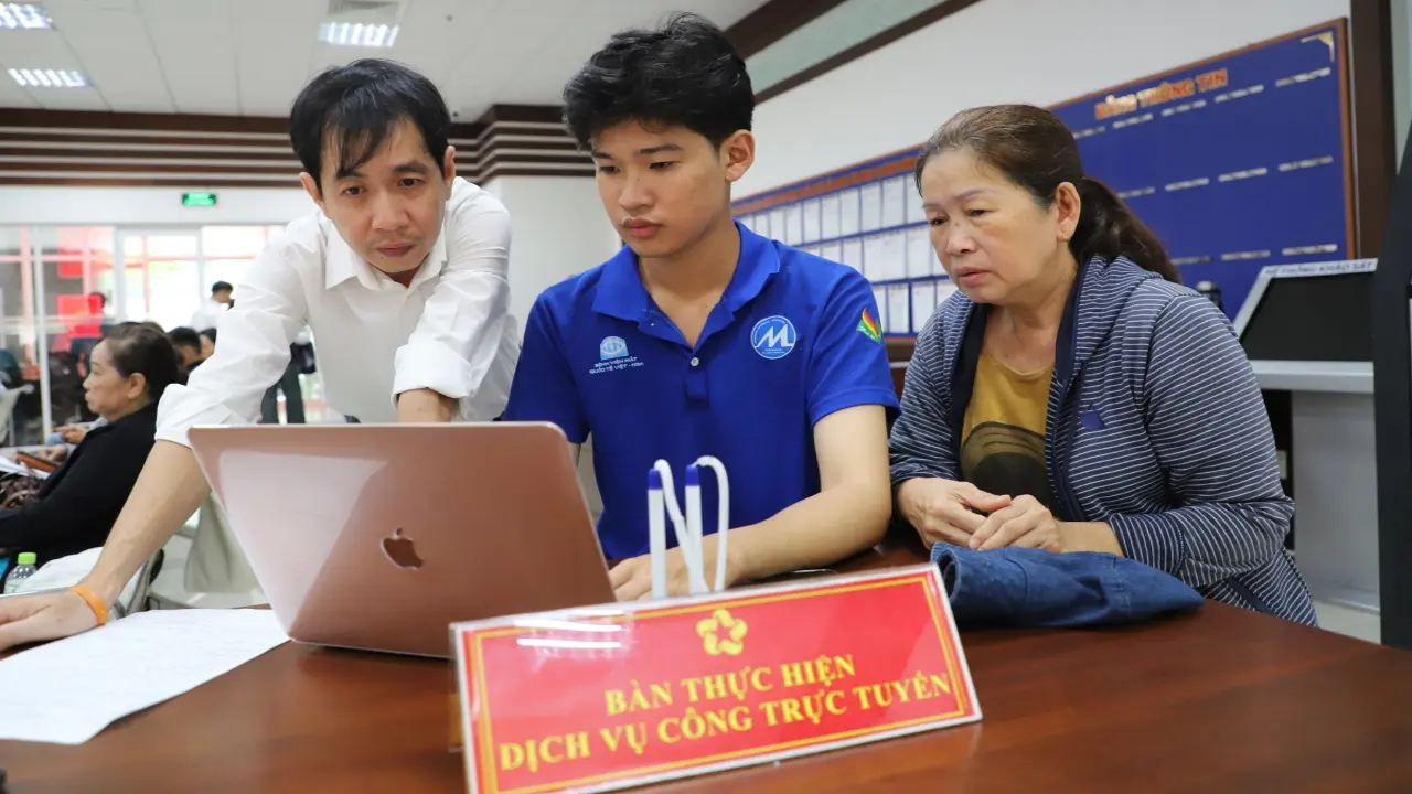 Đề xuất dịch vụ công chủ động nhắc nhở, chuẩn bị hồ sơ cho người dân