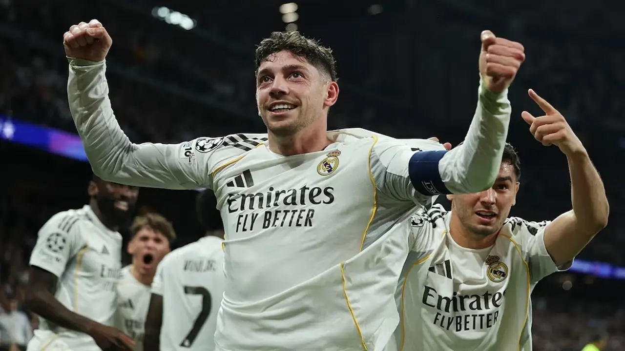 Đêm mê ly của Valverde ở Champions League