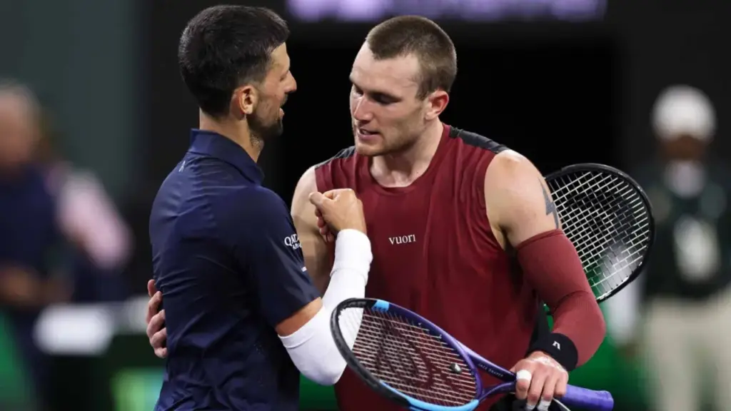 Djokovic thua ngược ĐKVĐ Indian Wells Masters