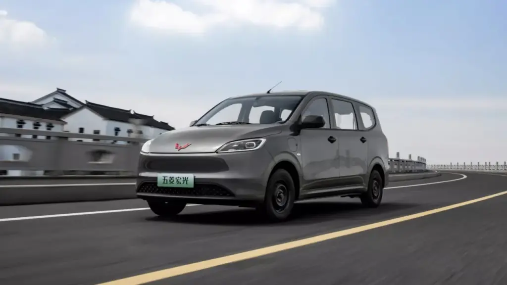 Wuling sắp bán MPV thuần điện tại Việt Nam